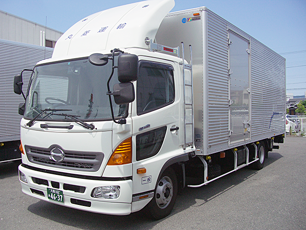 4tゲート車(最大積載量：2,750kg)